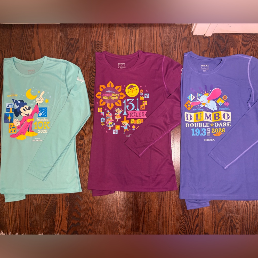 2026 NWOT Brooks LS Disneyland Half Marathon Tees
